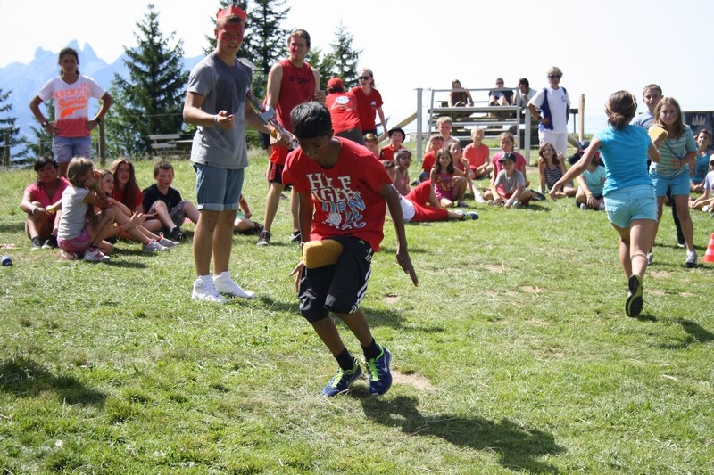Village Camps International Summer Camp Leysin, Switzerland 2025-08-09 https://www.villagecamps.com/journals_admin/images/709-42-festival (385).jpg